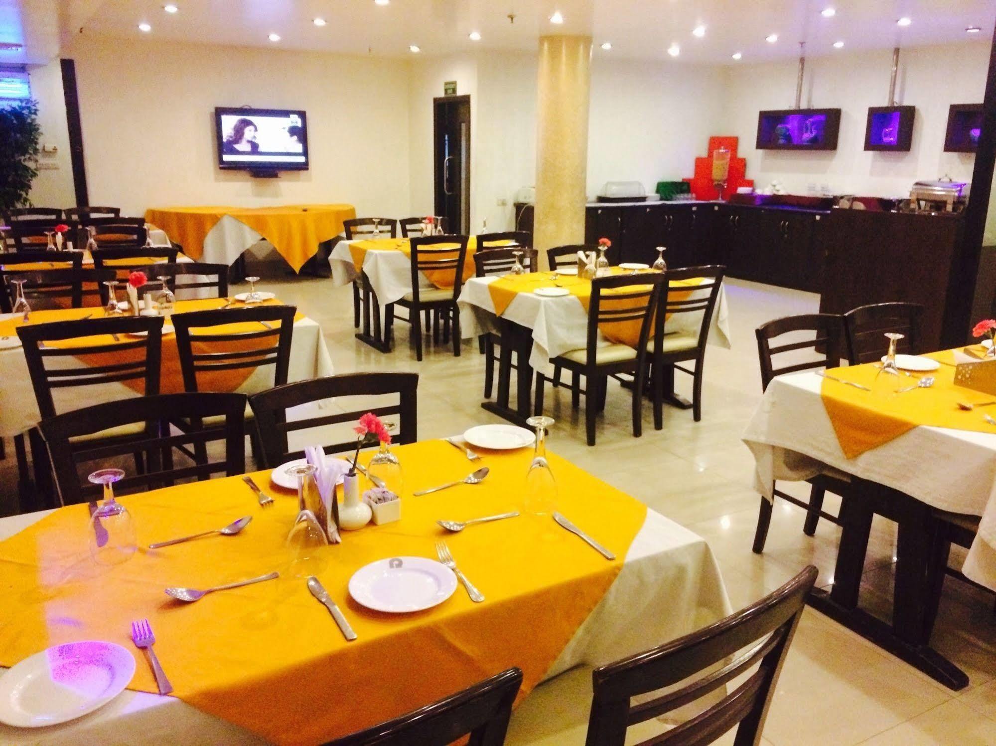 Fabhotel Rockland New Delhi Eksteriør bilde