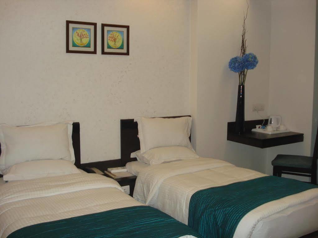 Fabhotel Rockland New Delhi Eksteriør bilde