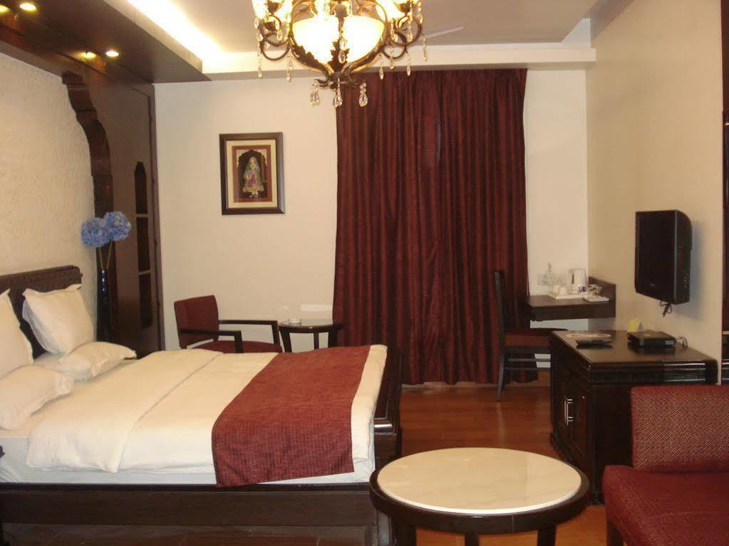 Fabhotel Rockland New Delhi Eksteriør bilde