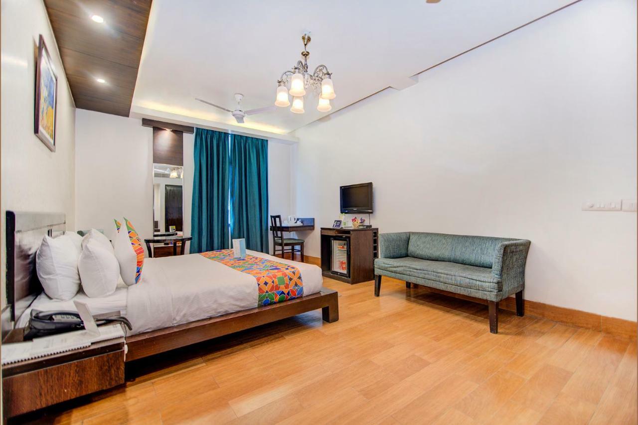 Fabhotel Rockland New Delhi Eksteriør bilde